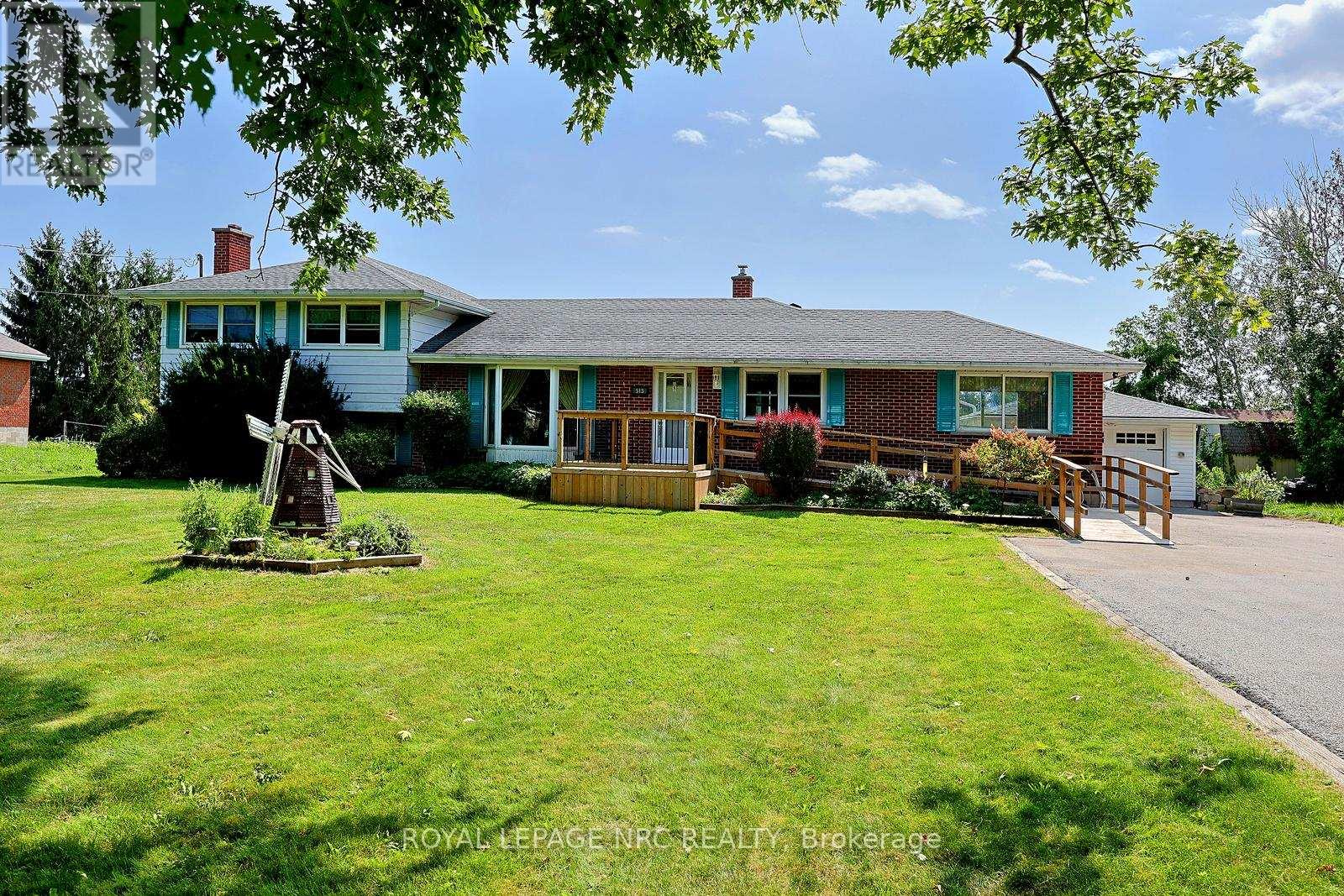 513 Ridge Road W, Grimsby, Ontario  L3M 4E7 - Photo 3 - X13703484