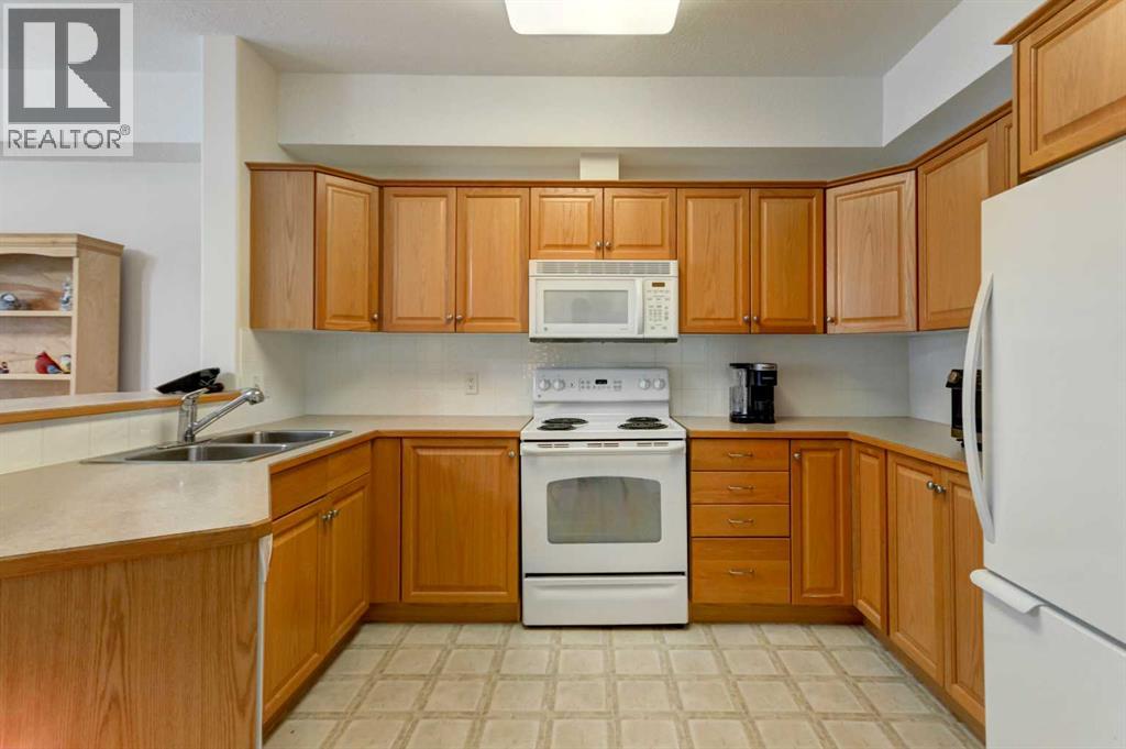 2262, 151 Country Village Road NE, Calgary, Alberta  T3K 5X5 - Photo 8 - A2326892