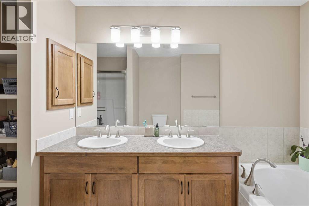 107 Brightonstone Common SE, Calgary, Alberta  T2Z 0K4 - Photo 25 - A2335878