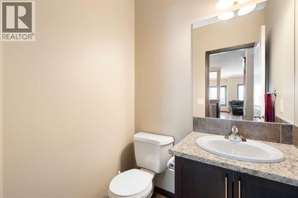 196 Nolanfield Way NW, Calgary, Alberta  T3R 0M4 - Photo 10 - A2336102