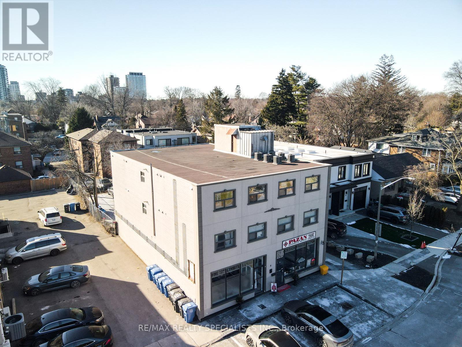 6 BRANT AVENUE, Mississauga, Ontario