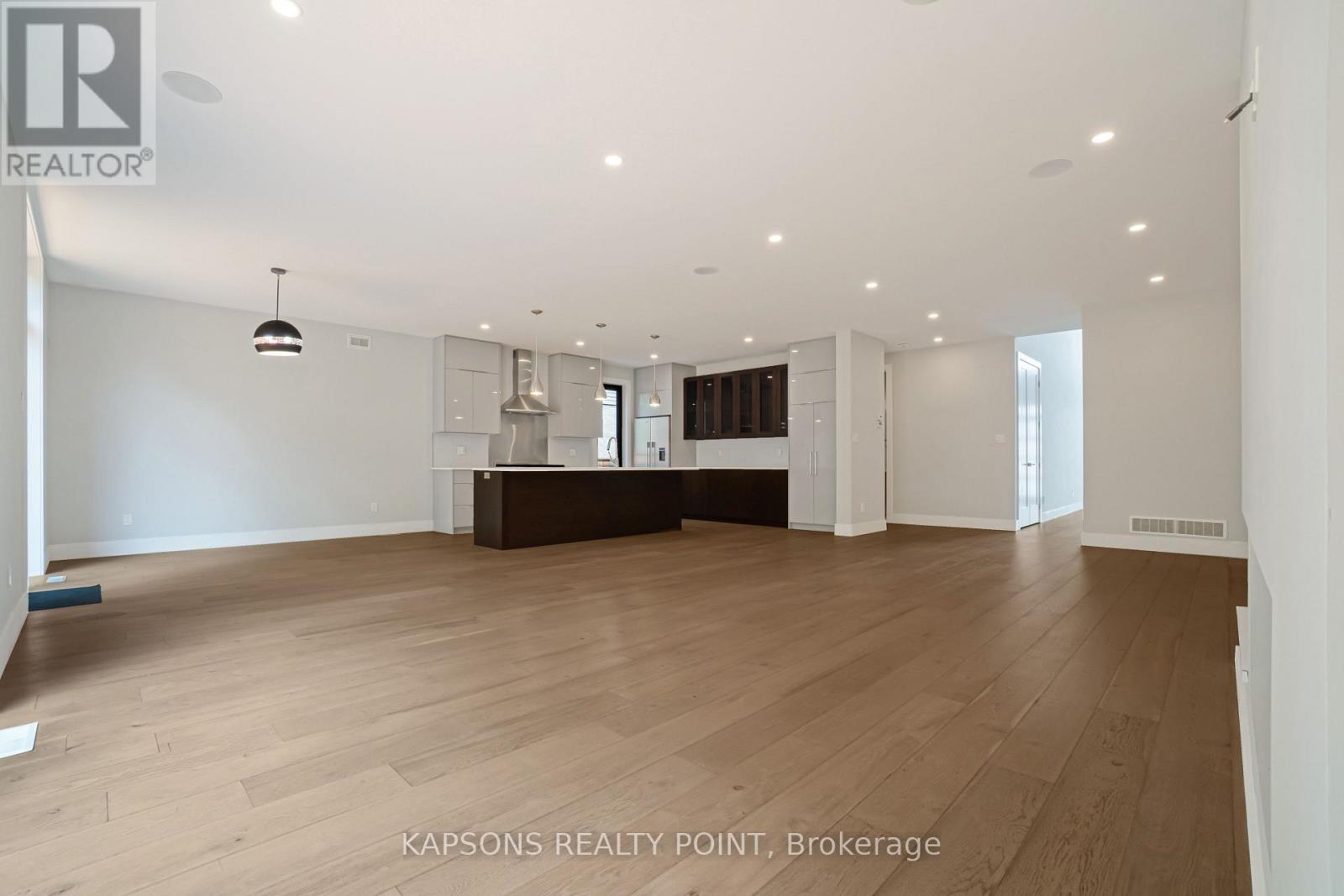 2368 Red Thorne Avenue, London South, Ontario N6P 0E8 - Photo 8 - X13701718