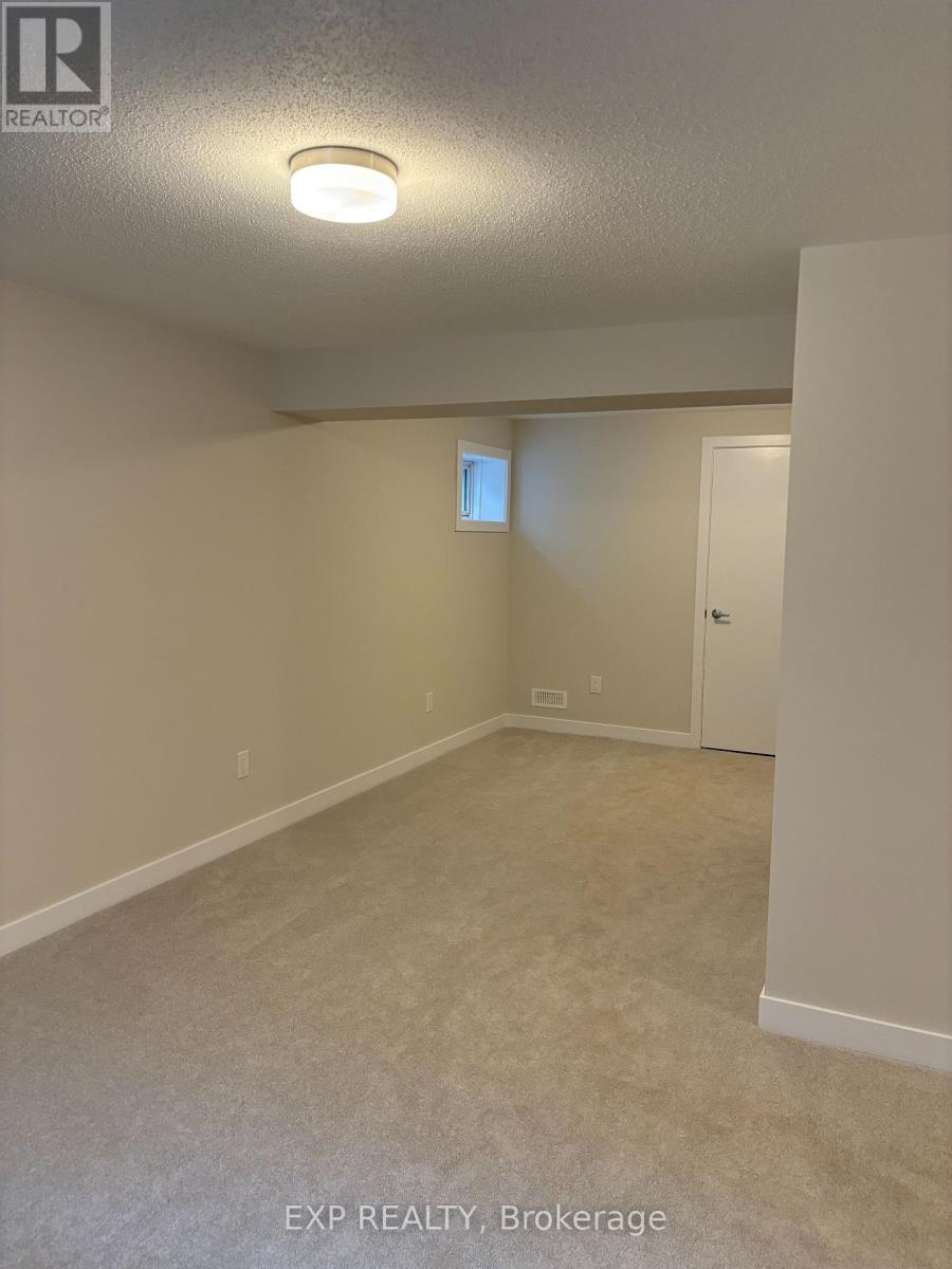 530 Oldenburg Avenue, Ottawa, Ontario  K0A 2Z0 - Photo 11 - X13703564