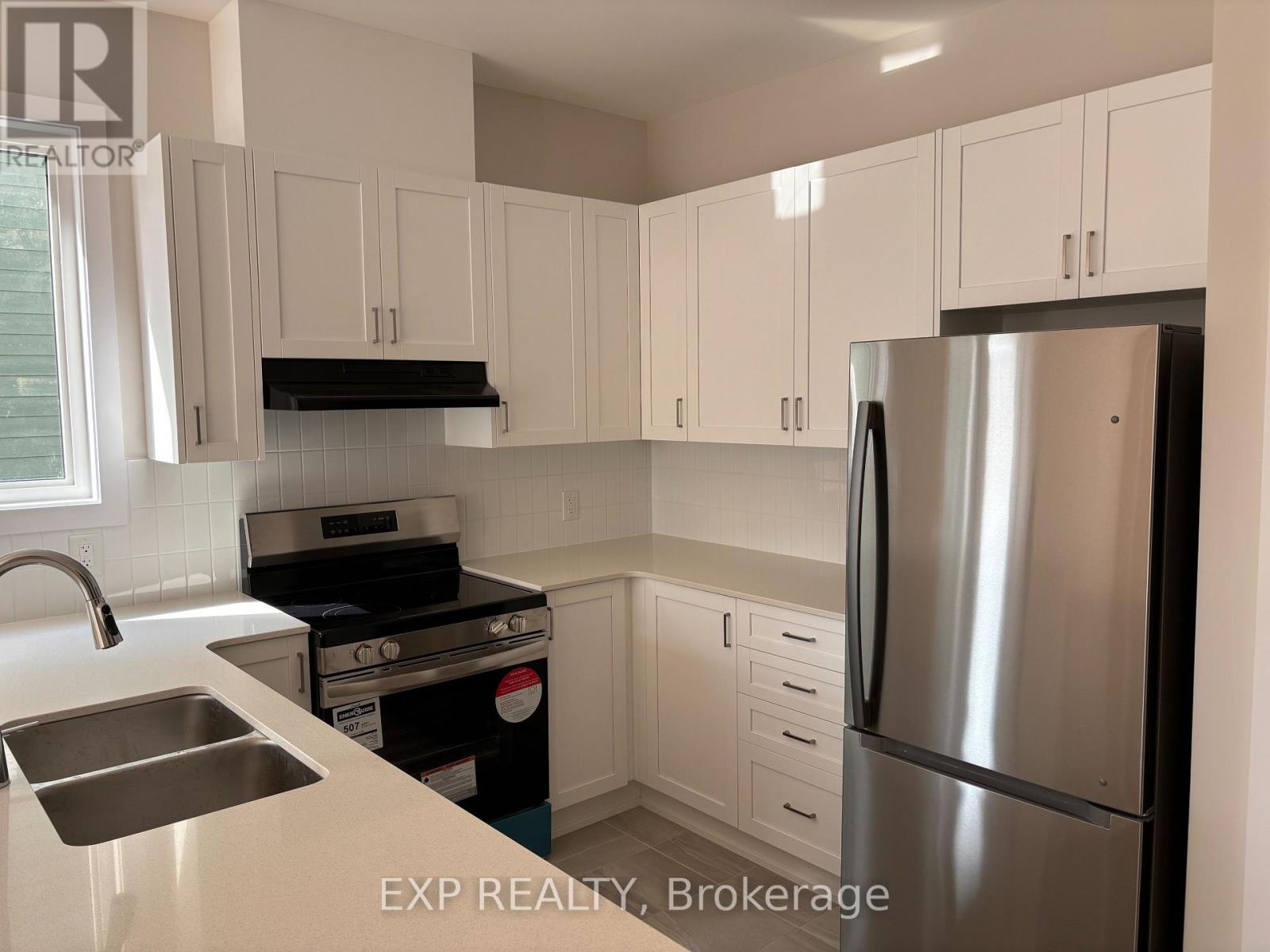 530 Oldenburg Avenue, Ottawa, Ontario  K0A 2Z0 - Photo 5 - X13703564