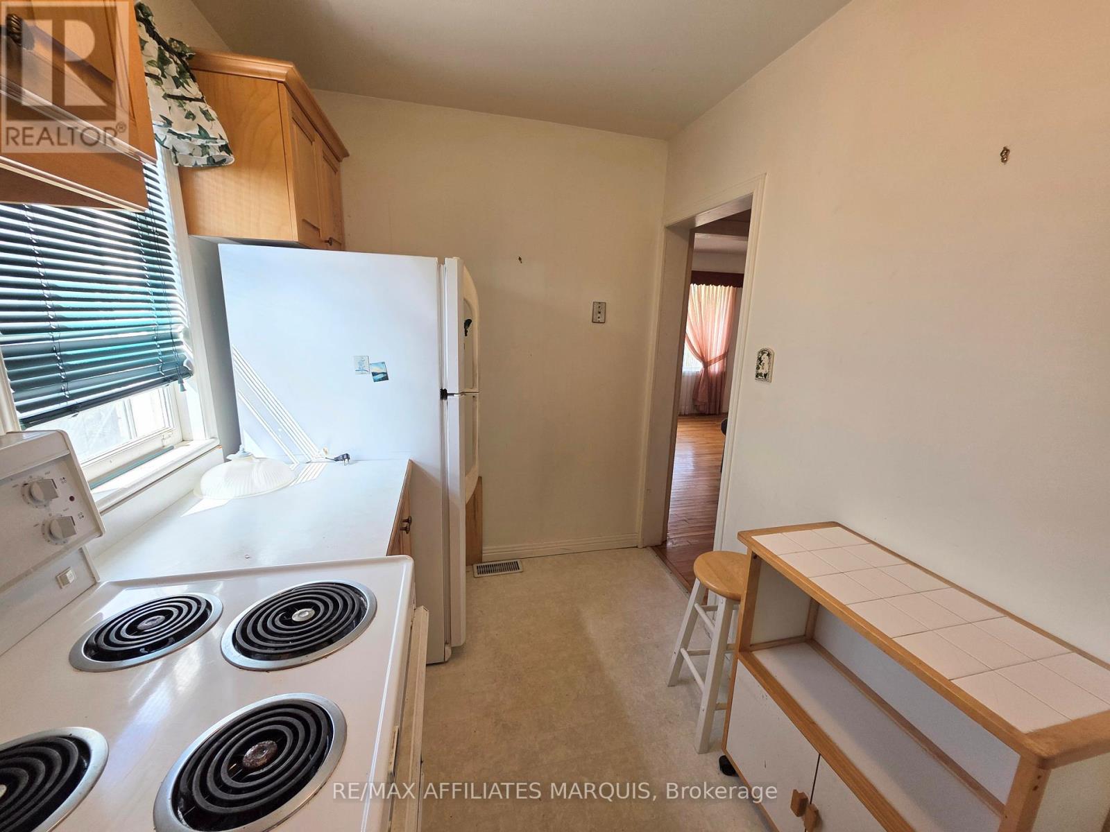 41 Elgin Street W, Smiths Falls, Ontario K7A 3C5 - Photo 5 - X13703596