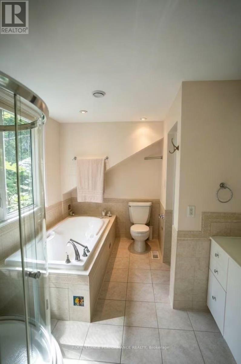 2077 Palmer Avenue, Ottawa, Ontario  K1H 5Z3 - Photo 10 - X13703622