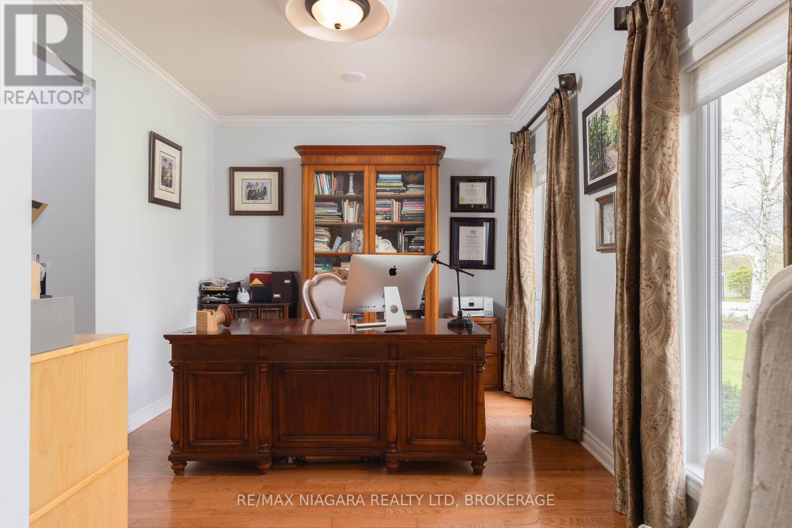 8056 Cathedral Drive, Niagara Falls (Mt. Carmel), Ontario L2H 2Z2 - Photo 19 - X13703606