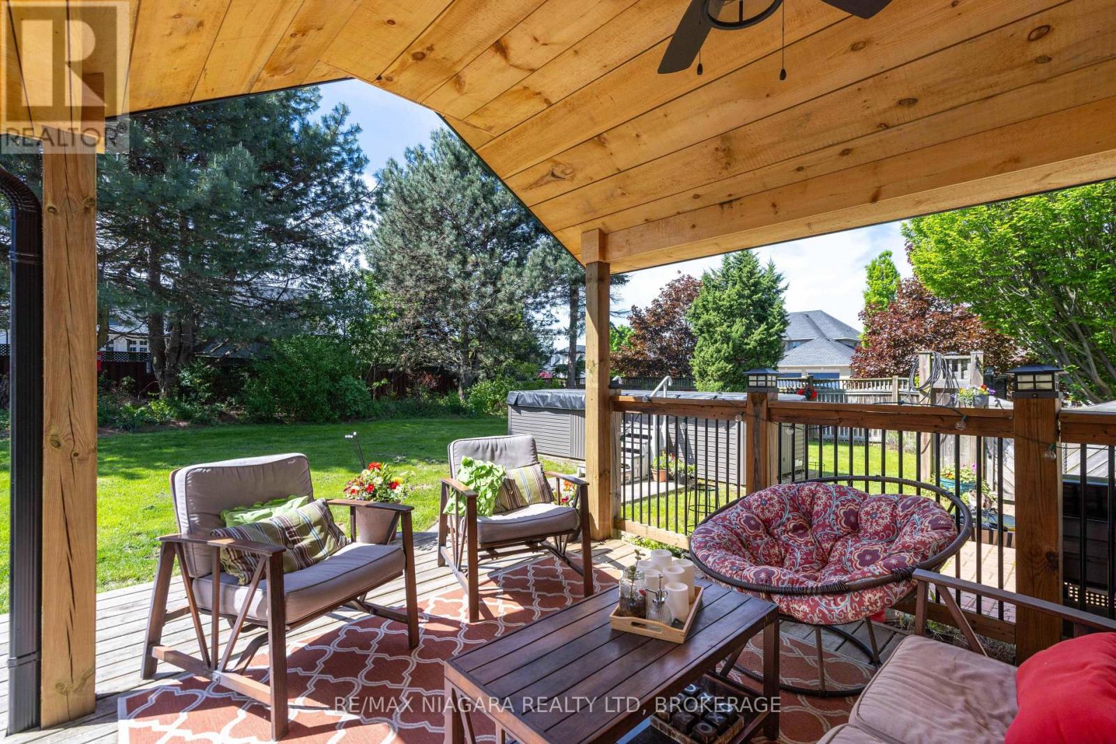 8056 Cathedral Drive, Niagara Falls (Mt. Carmel), Ontario L2H 2Z2 - Photo 35 - X13703606