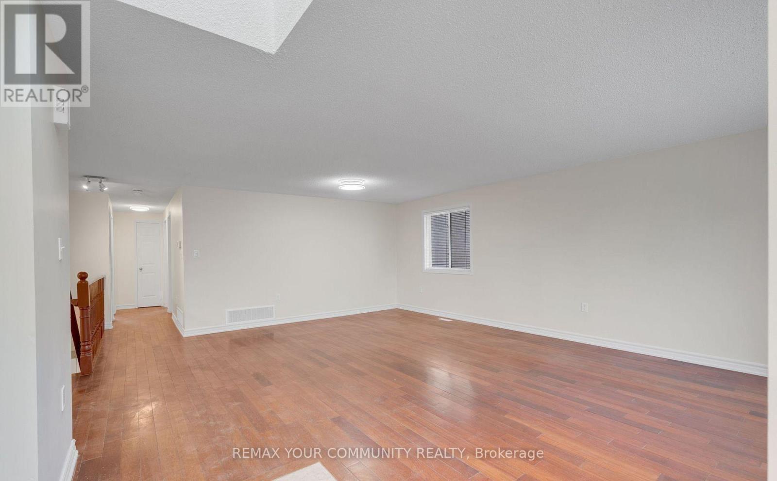 (Main) - 16 Waddington Crescent, Barrie (Holly), Ontario  L4N 8C8 - Photo 10 - S13703390