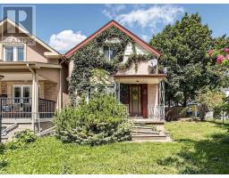 18 DUNRAVEN DRIVE, Toronto, Ontario