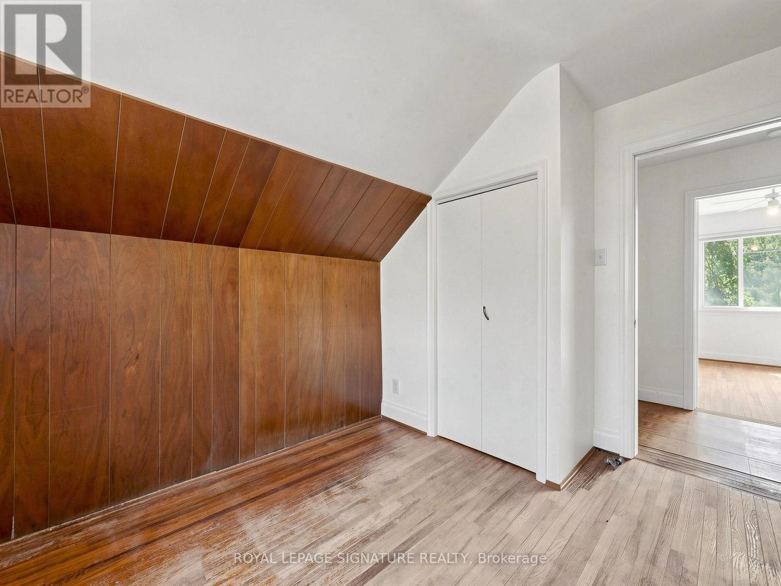 18 Dunraven Drive, Toronto, Ontario  M6M 1H1 - Photo 18 - W13599898