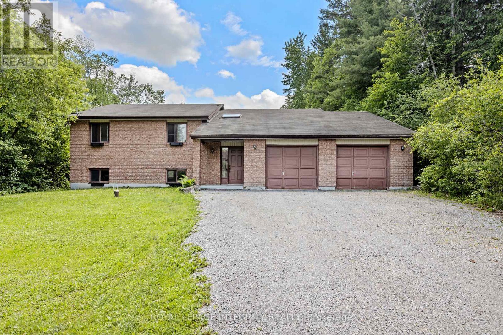 $865,0001702 Century Road, Ottawa, Ontario