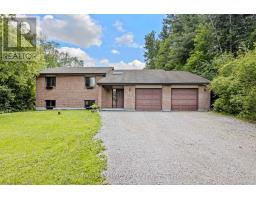 1702 CENTURY ROAD, Ottawa, Ontario