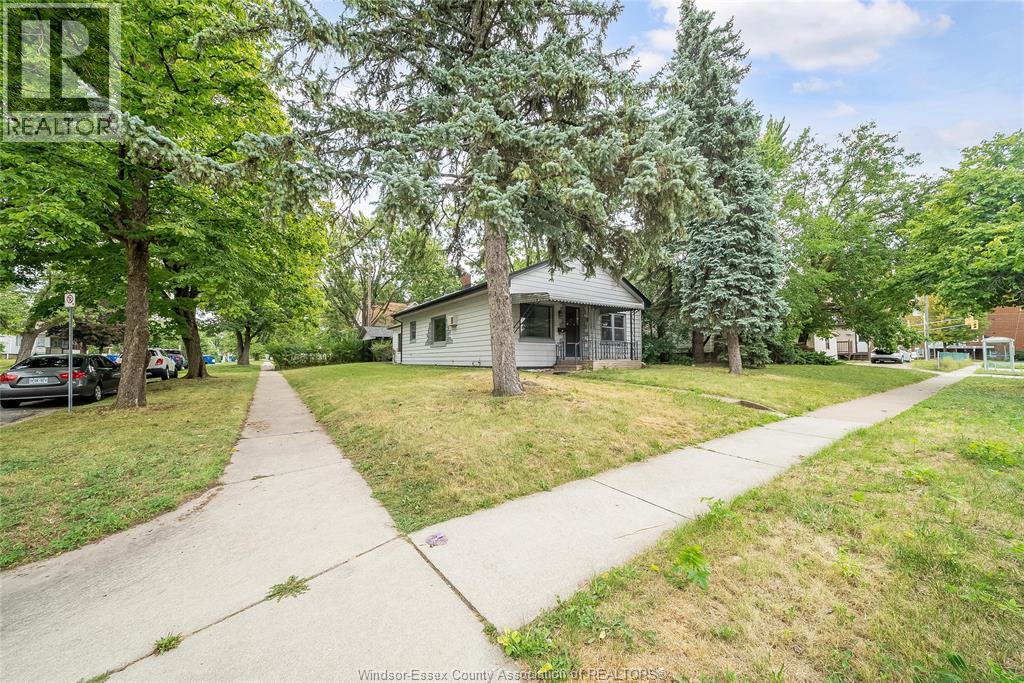 3173 Wyandotte West, Windsor, Ontario  N8Y 4V1 - Photo 4 - 26020313
