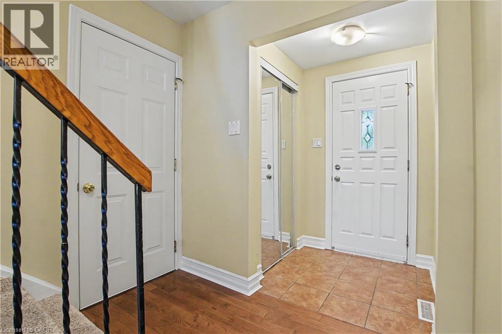 17 Hallmark Street, Brantford, Ontario  N3P 1A6 - Photo 6 - 40836422