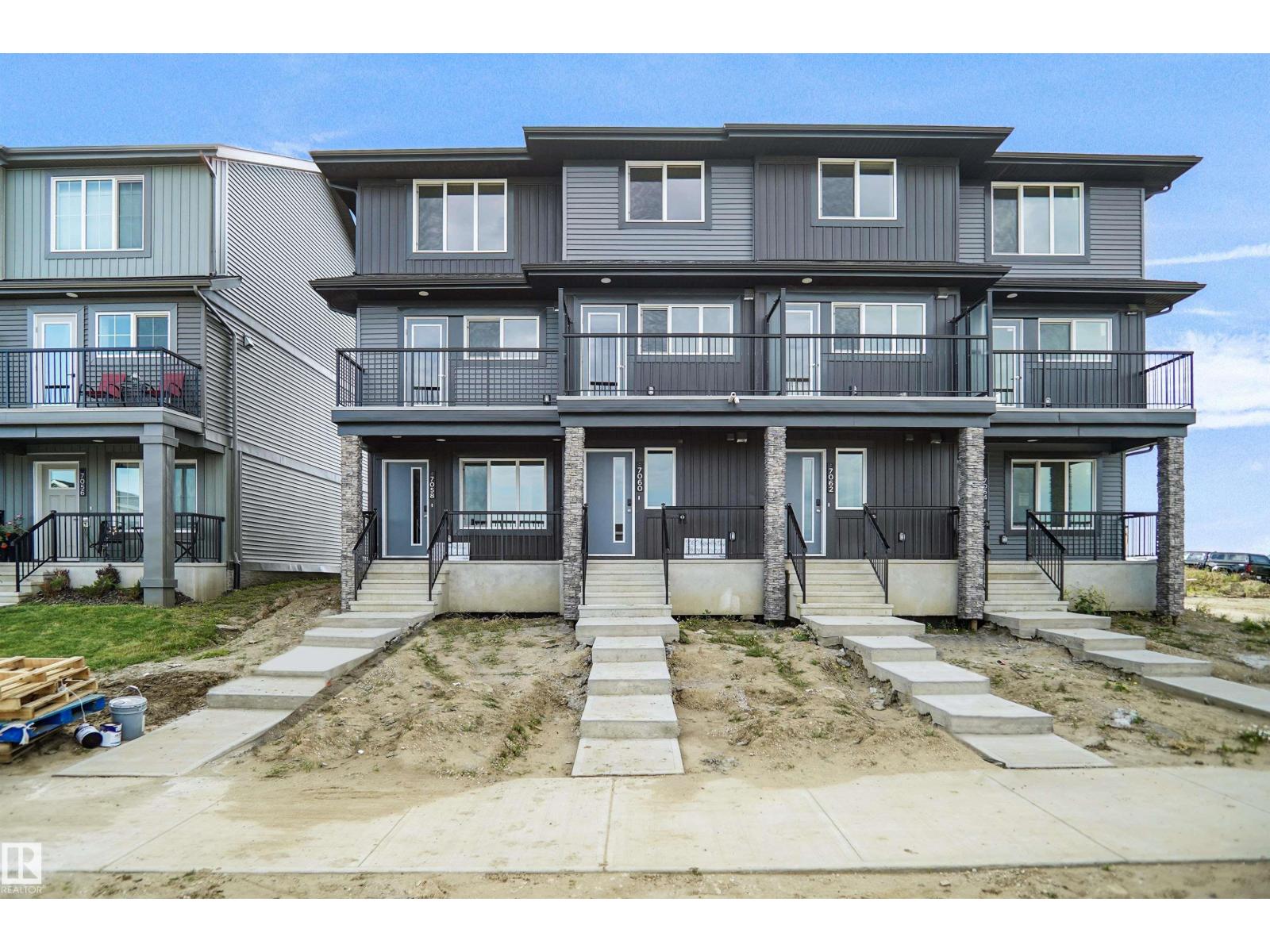 7060 Rosenthal Dr NW, Edmonton, Alberta  T5T 7N6 - Photo 1 - E4503125