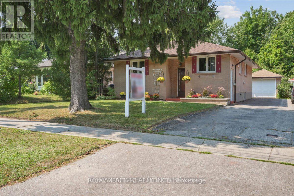 Bsmt - 26 Oakridge Drive, Toronto, Ontario  M1M 2A4 - Photo 1 - E13703602