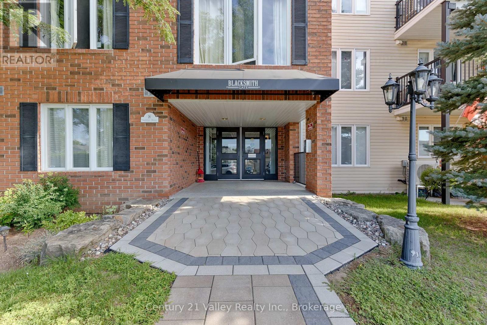 302 - 16 Sheffield Street, Arnprior, Ontario