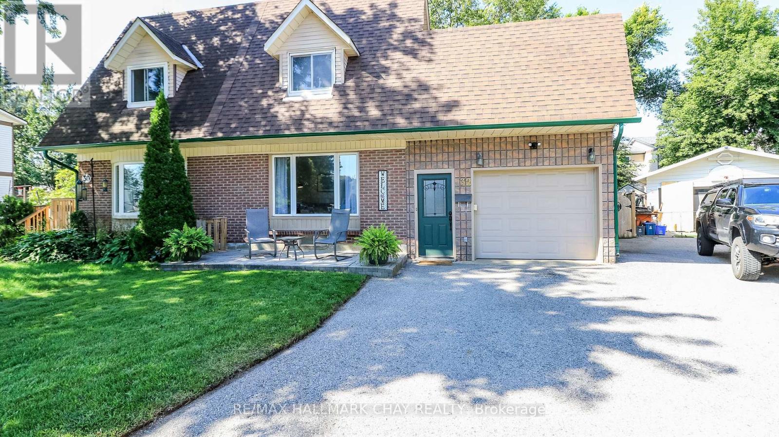32 Wilde Place, Barrie, Ontario  L4N 4W7 - Photo 3 - S13703554