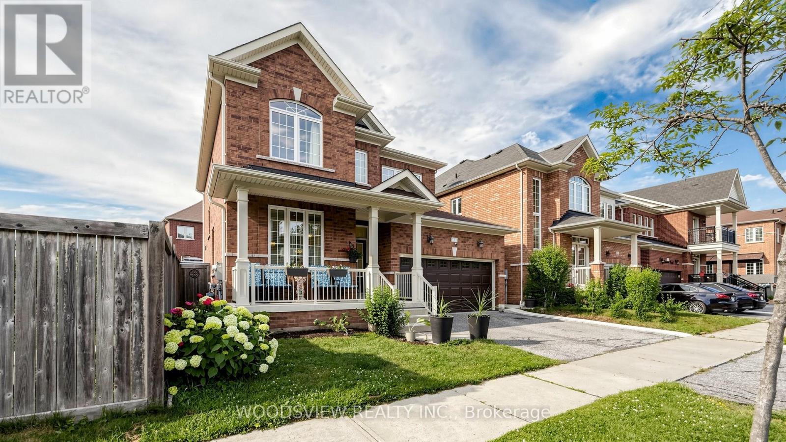 7 DEANCREST ROAD, Brampton, Ontario