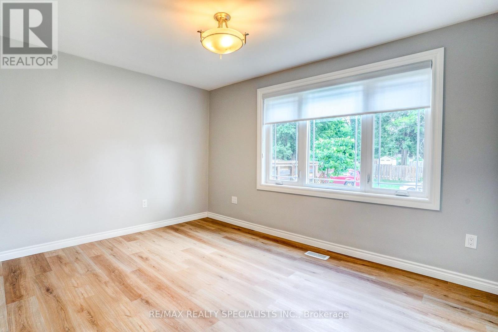 Main - 454 Mayzel Road, Burlington, Ontario L7R 3C3 - Photo 20 - W13699312