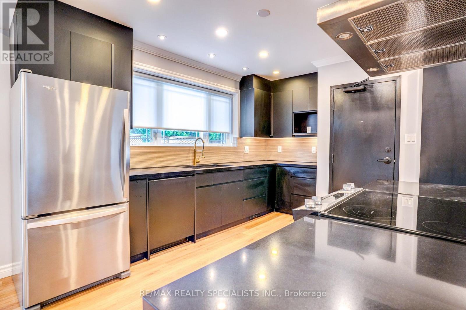 Main - 454 Mayzel Road, Burlington, Ontario L7R 3C3 - Photo 7 - W13699312