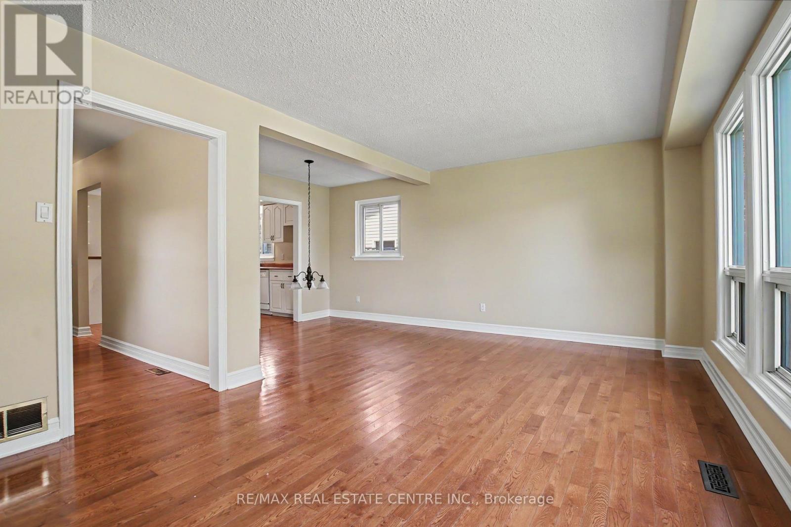 17 Hallmark Street, Brantford, Ontario  N3P 1A6 - Photo 12 - X13423456