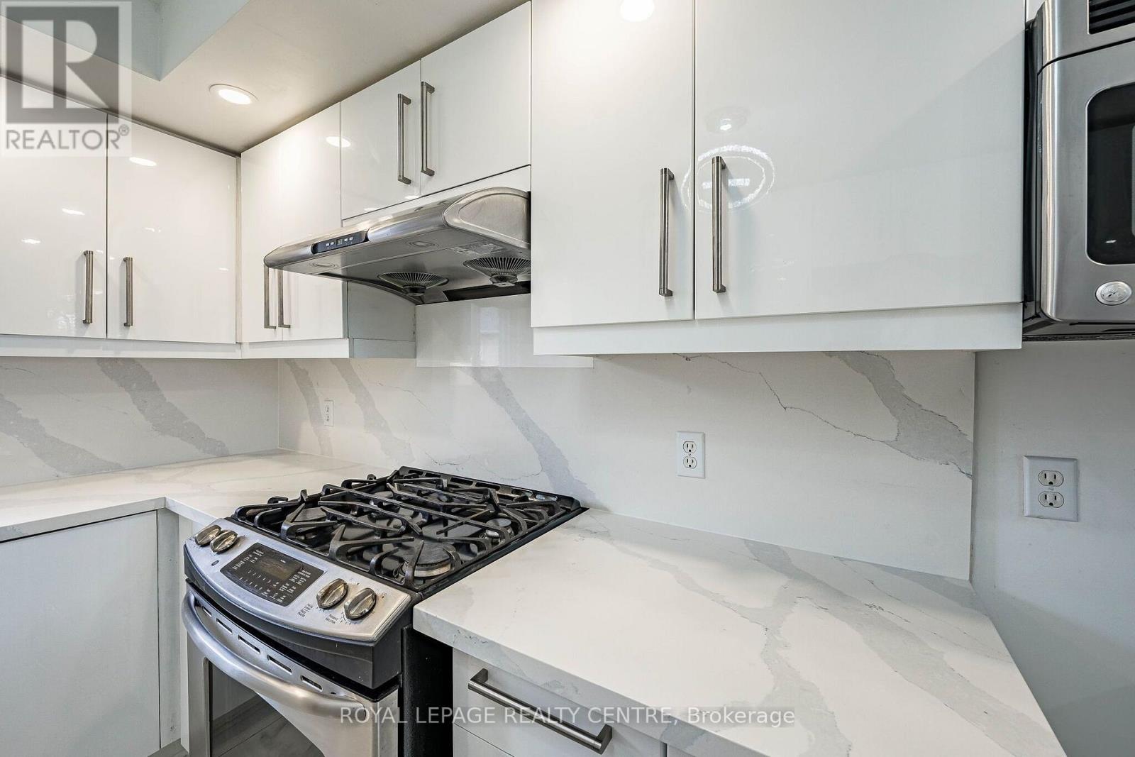3 Vineberg Drive, Hamilton, Ontario  L9B 2P6 - Photo 29 - X13703544