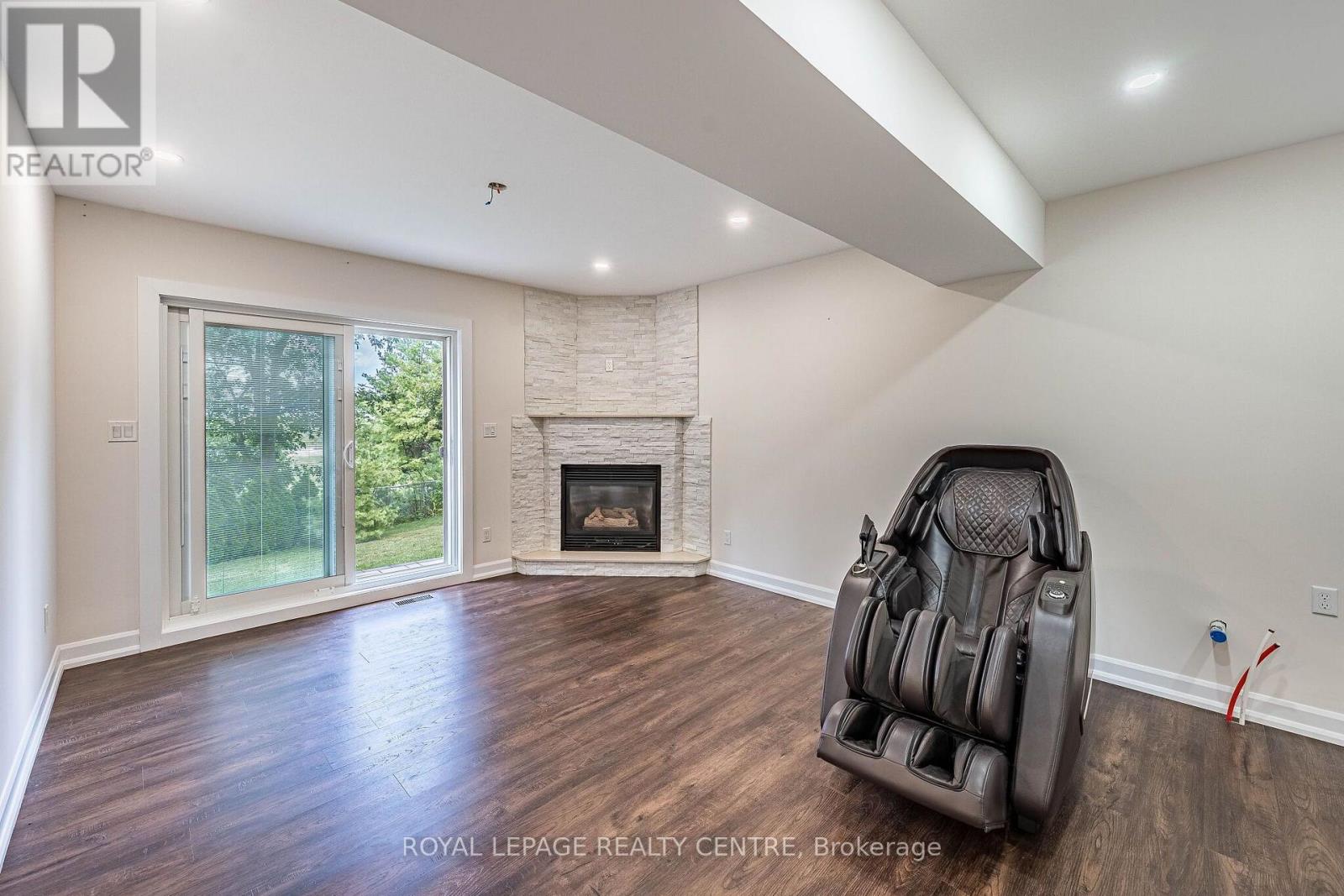 3 Vineberg Drive, Hamilton, Ontario  L9B 2P6 - Photo 49 - X13703544