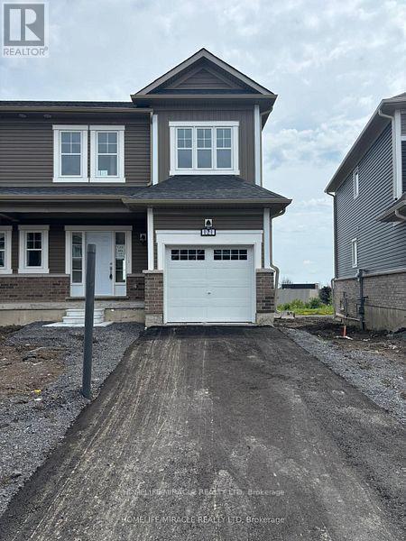 121 GILDERSLEEVE BOULEVARD, Loyalist, Ontario