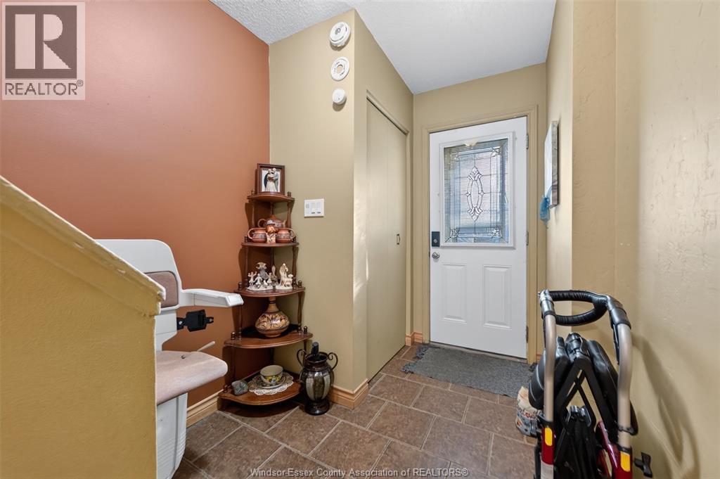 6430 Thornberry, Windsor, Ontario  N8T 2W9 - Photo 20 - 26020156