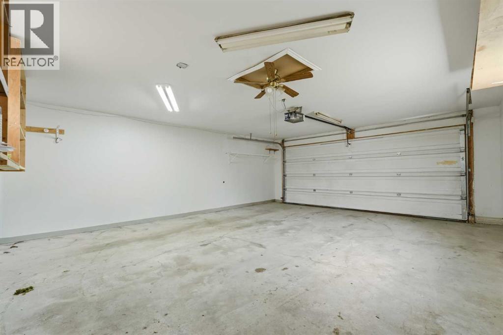 945 Marcombe Drive NE, Calgary, Alberta  T2A 3H2 - Photo 23 - A2327453