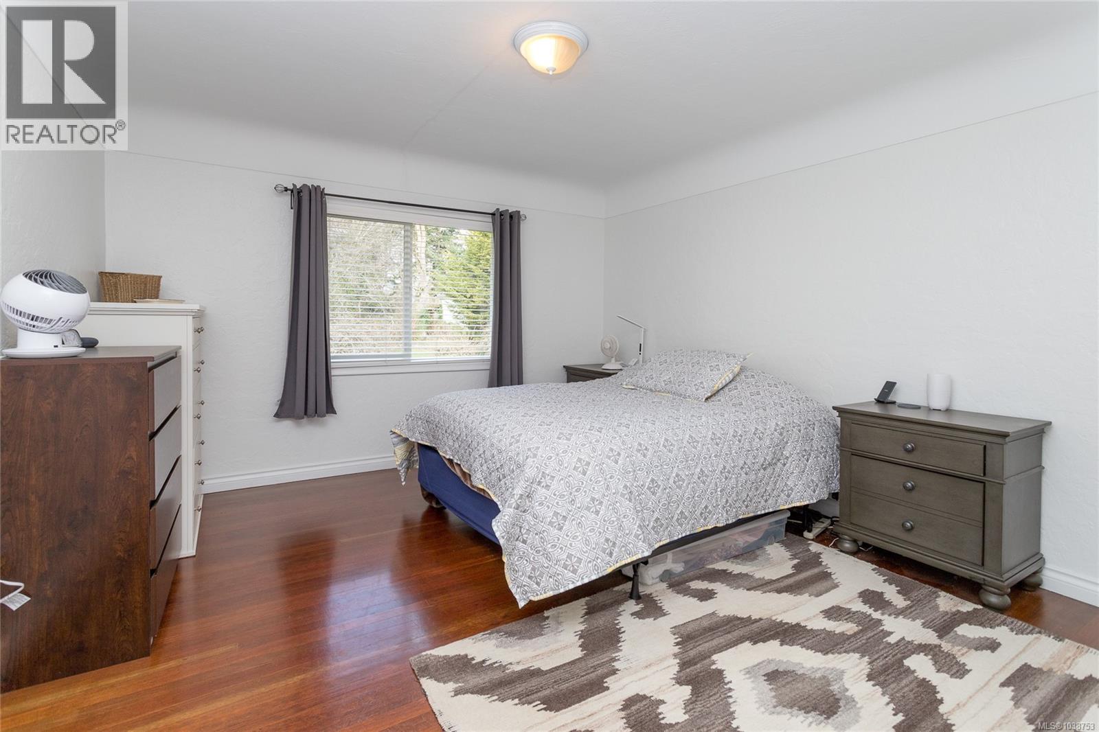 4121 Quadra St, Saanich, British Columbia  V8X 1L1 - Photo 17 - 1038753