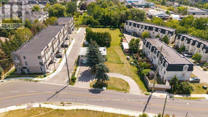 225 16th Avenue, Richmond Hill, Ontario  L4C 7A6 - Photo 38 - N13587544