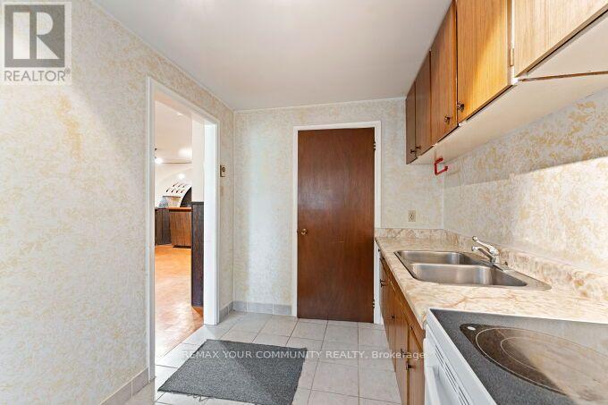 225 16th Avenue, Richmond Hill, Ontario  L4C 7A6 - Photo 26 - N13587544