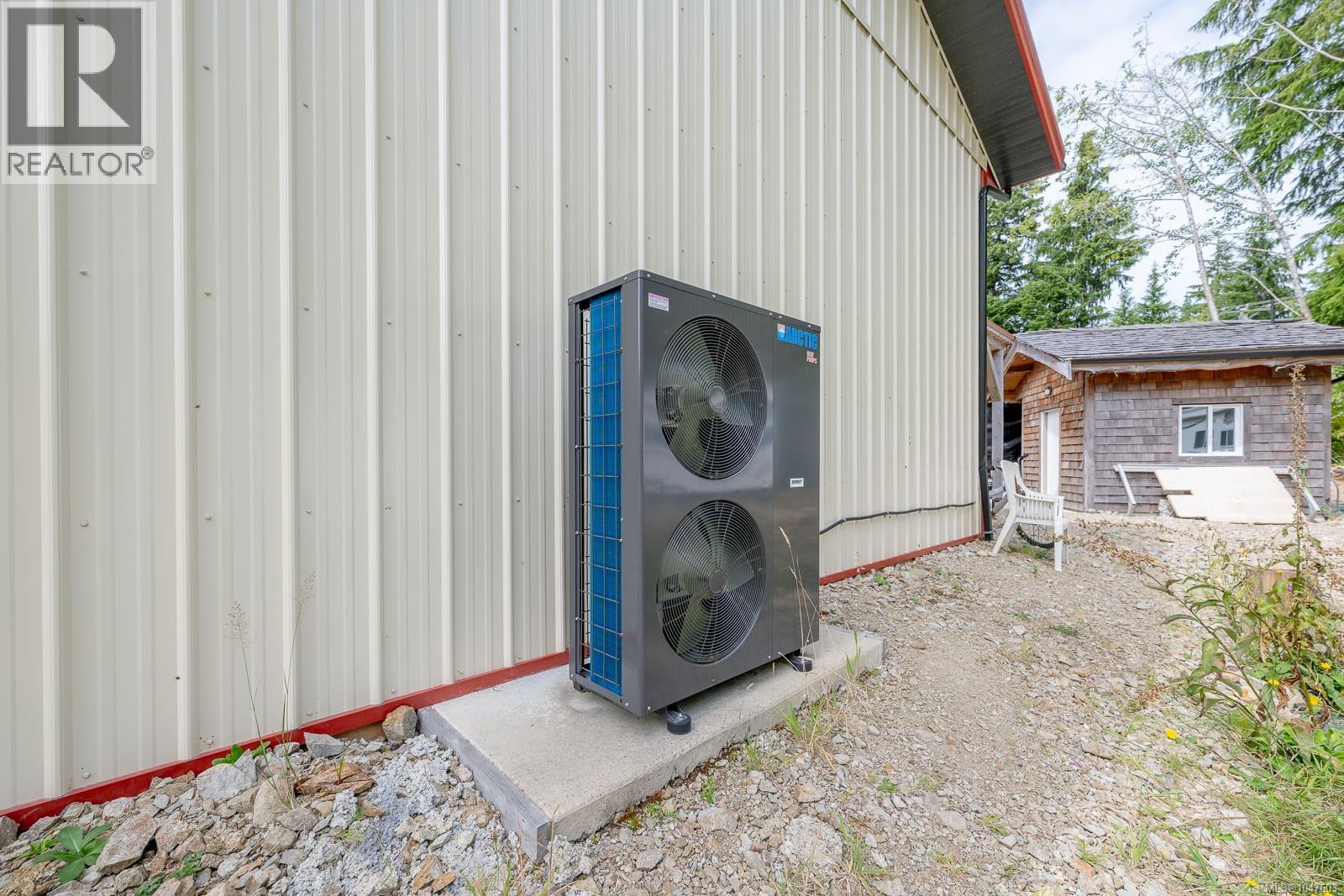 721 Bamfield Rd, Bamfield, British Columbia  V0R 1B0 - Photo 12 - 1047603