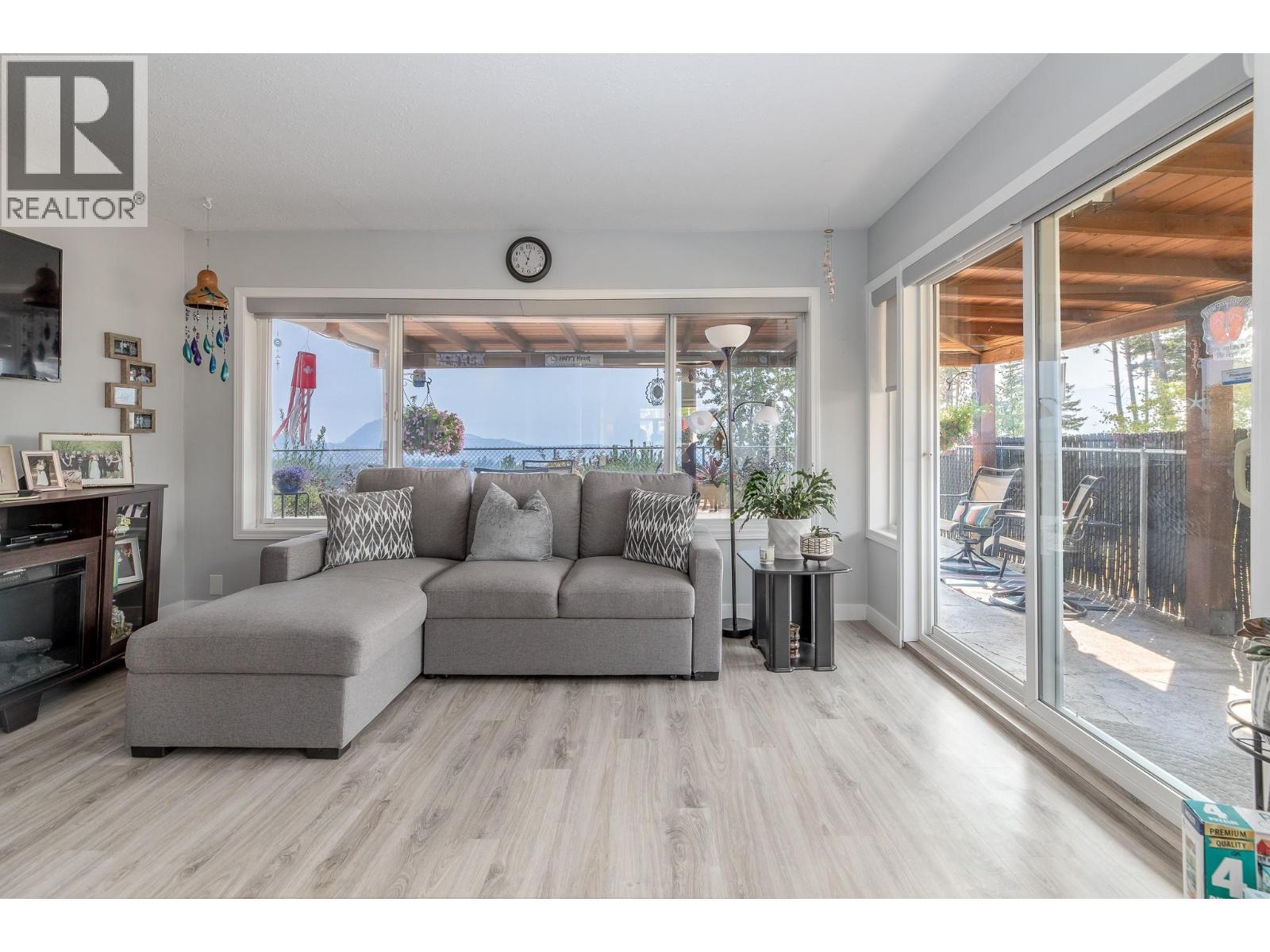 3689 Morningside Drive, West Kelowna, British Columbia  V4T 2T8 - Photo 15 - 10398491