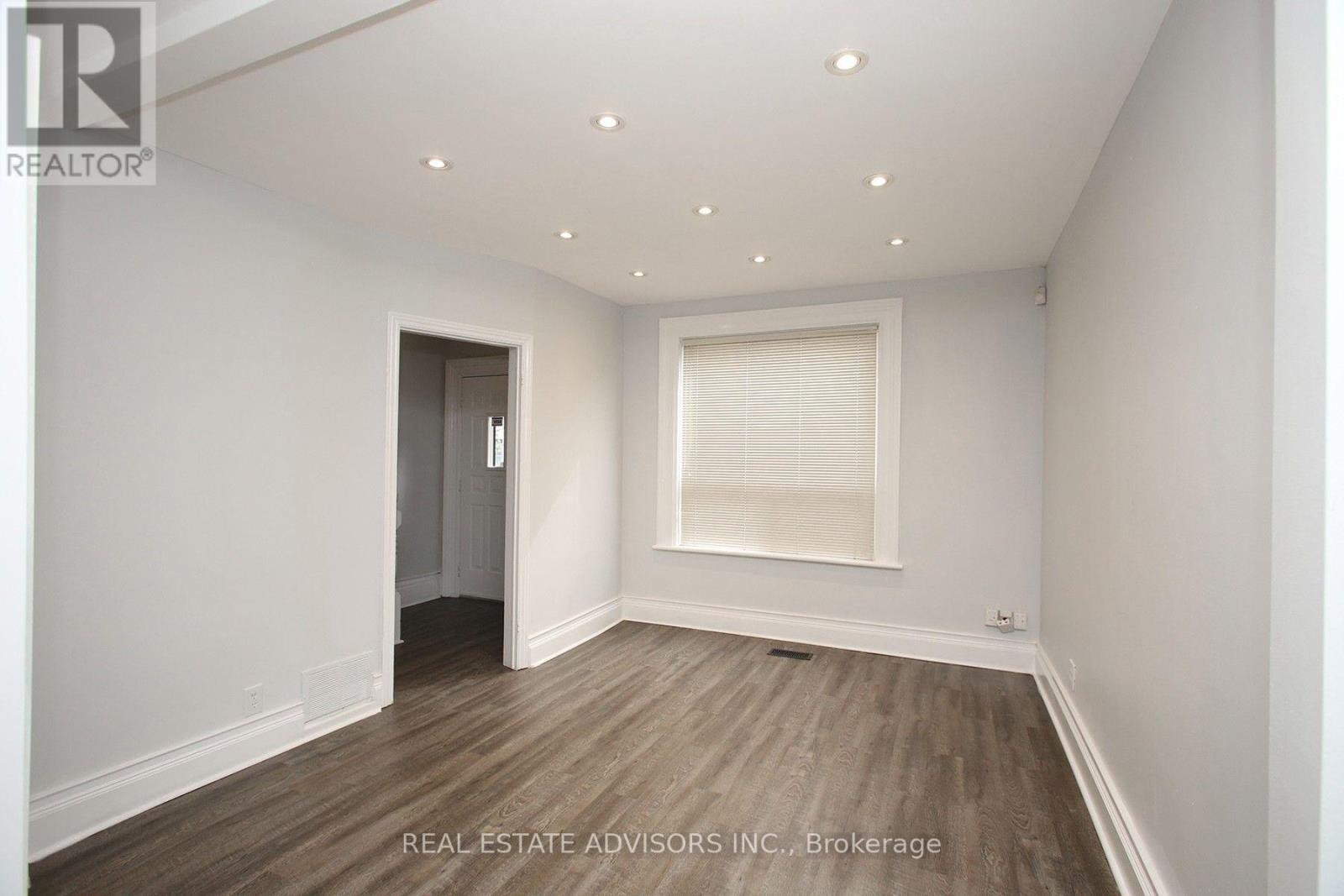 7924 Kipling Avenue, Vaughan, Ontario  L4L 1Z5 - Photo 5 - N13703688