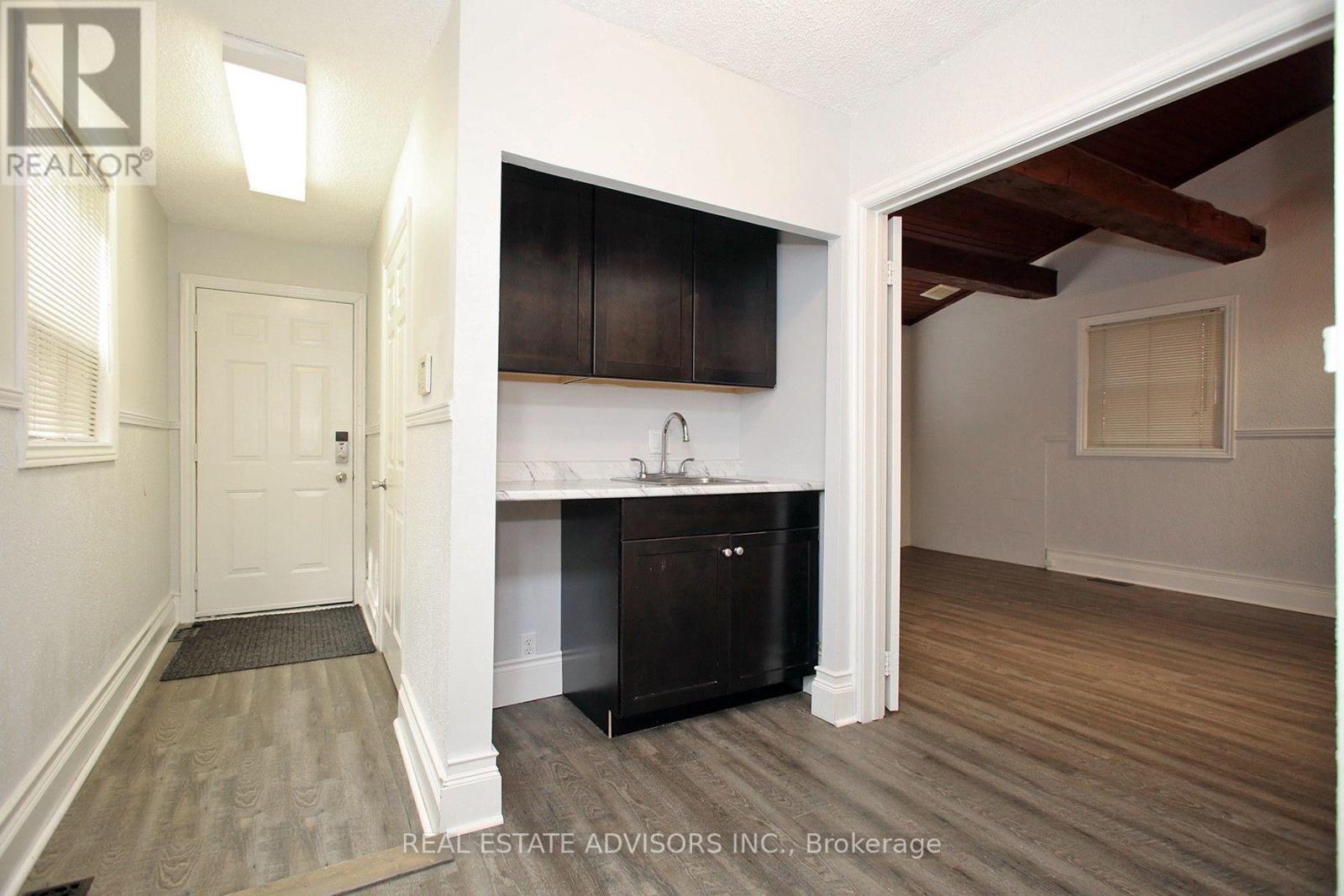 7924 Kipling Avenue, Vaughan, Ontario  L4L 1Z5 - Photo 9 - N13703688