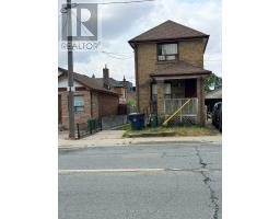 666 JANE STREET, Toronto, Ontario