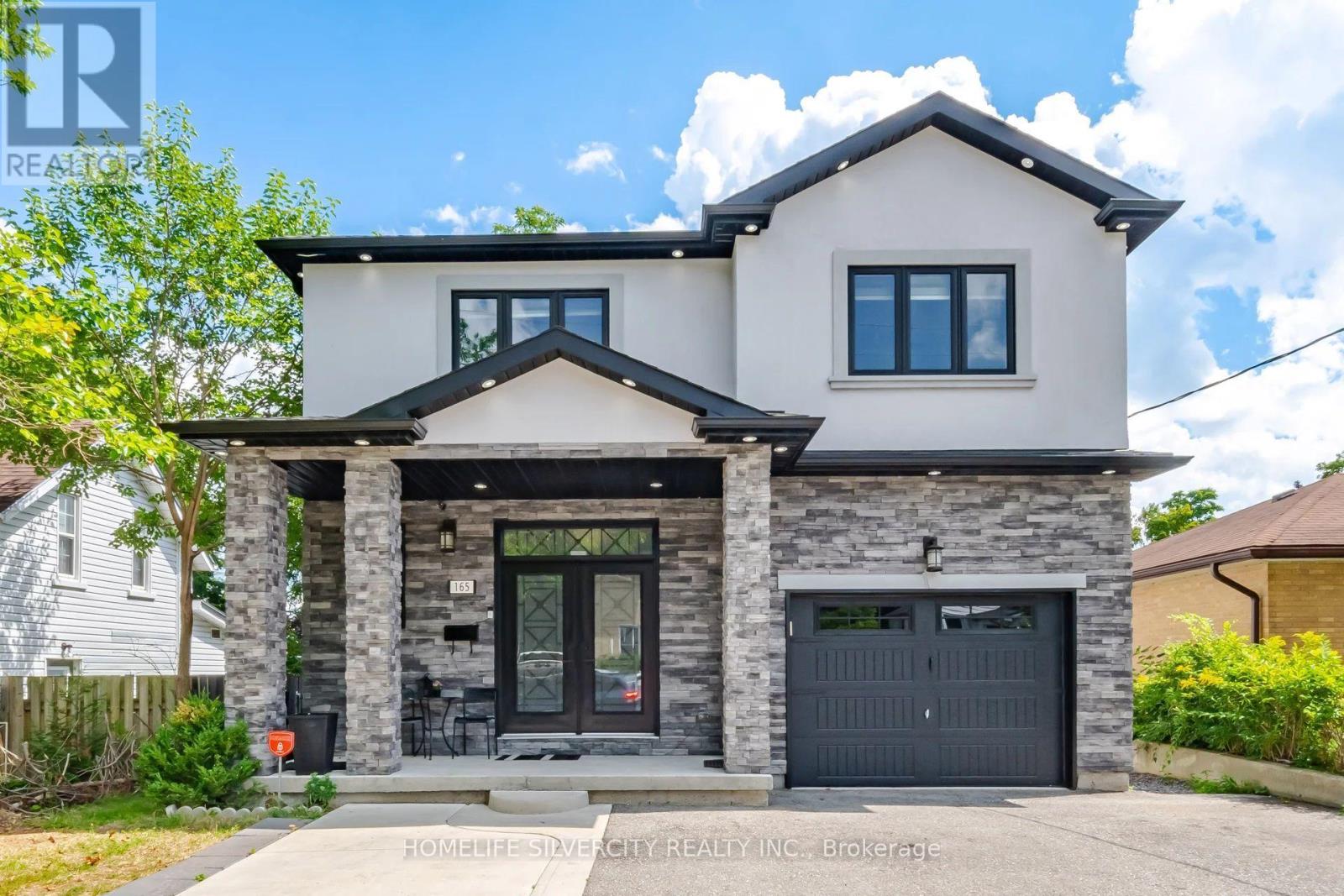 165 ST ANDREWS STREET W, Cambridge, Ontario