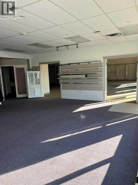 9 / 10 / 11, 3295 Dunmore Road SE, Medicine Hat, Alberta  T1B 3R2 - Photo 5 - A2339127