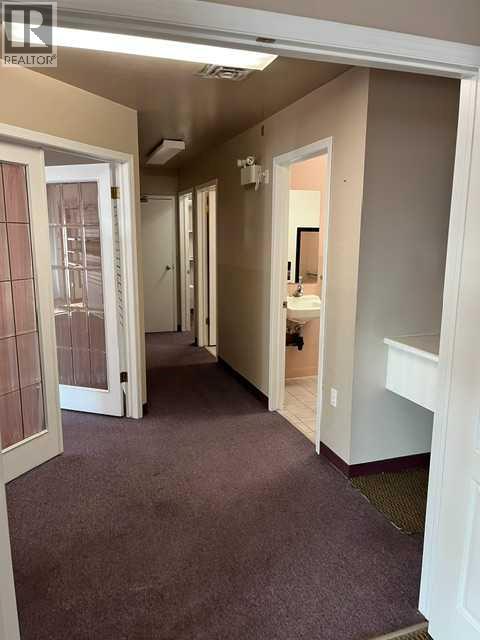 9 / 10 / 11, 3295 Dunmore Road SE, Medicine Hat, Alberta  T1B 3R2 - Photo 9 - A2339127