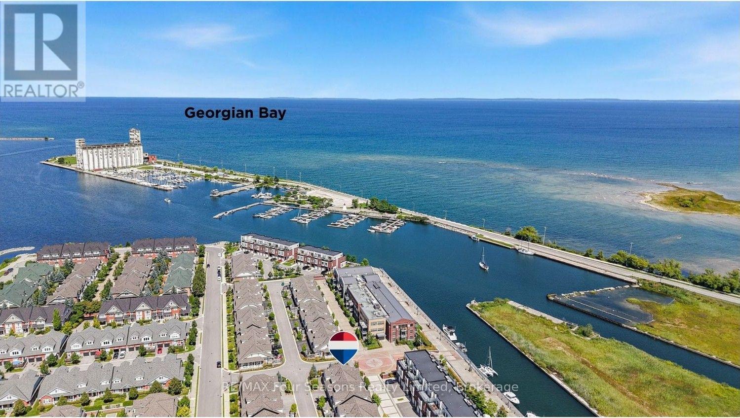 2 SHIPYARD LANE, Collingwood, Ontario