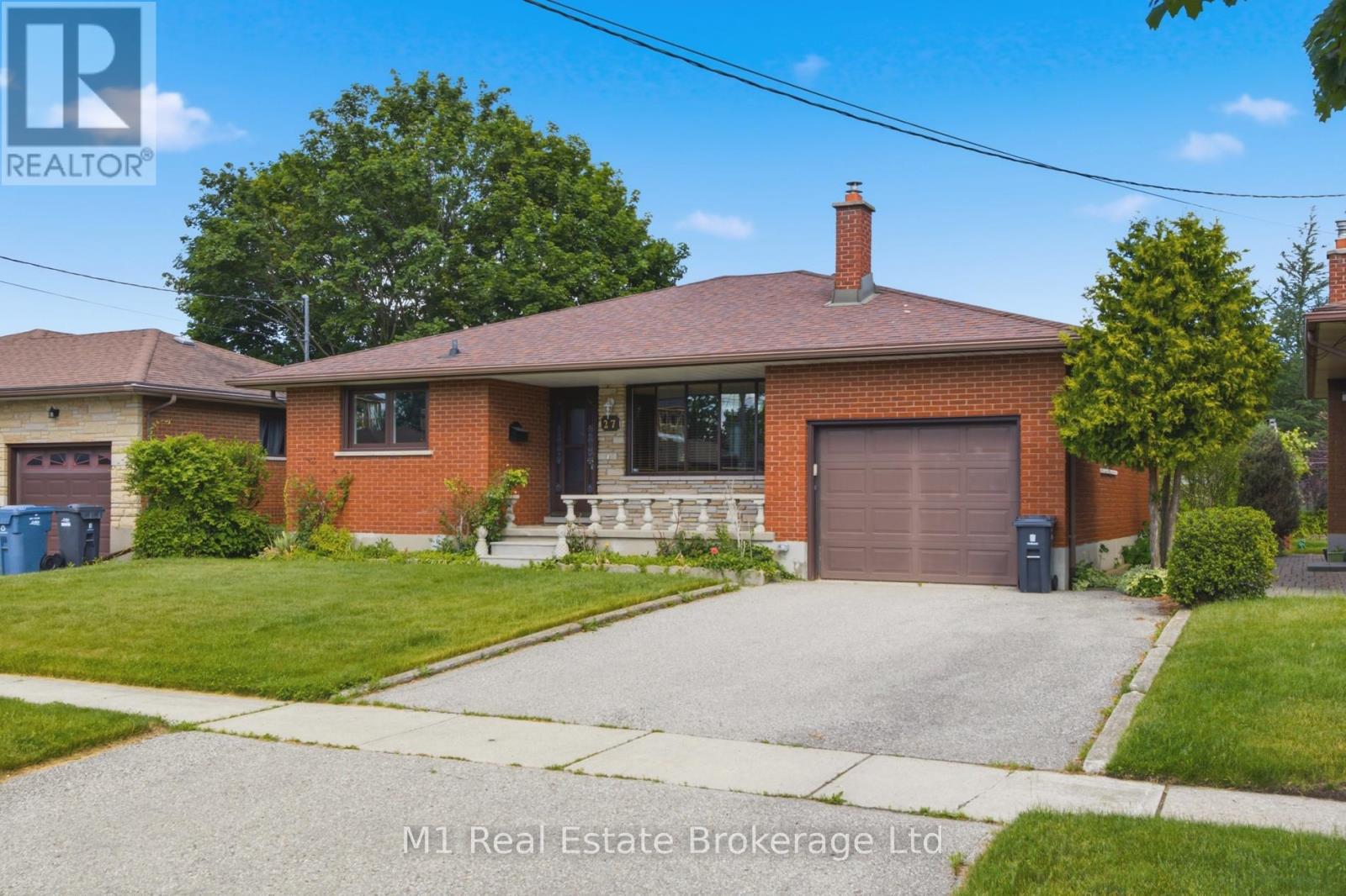 27 Palermo Crescent, Guelph (Grange Road), Ontario  N1E 2J8 - Photo 2 - X13703738