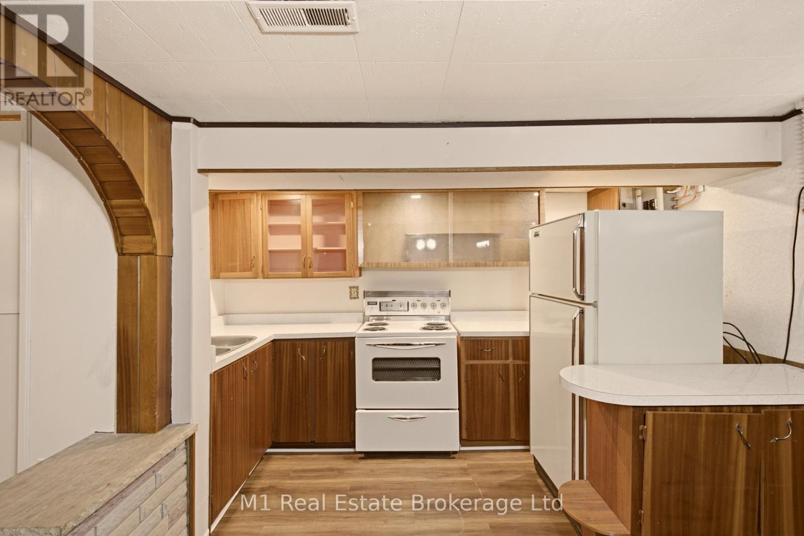 27 Palermo Crescent, Guelph (Grange Road), Ontario  N1E 2J8 - Photo 35 - X13703738