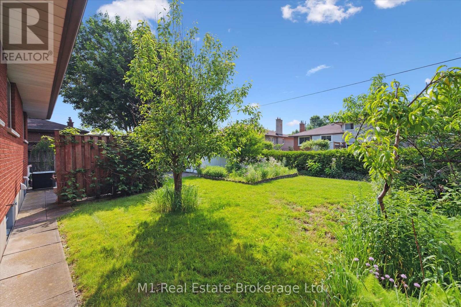 27 Palermo Crescent, Guelph (Grange Road), Ontario  N1E 2J8 - Photo 42 - X13703738