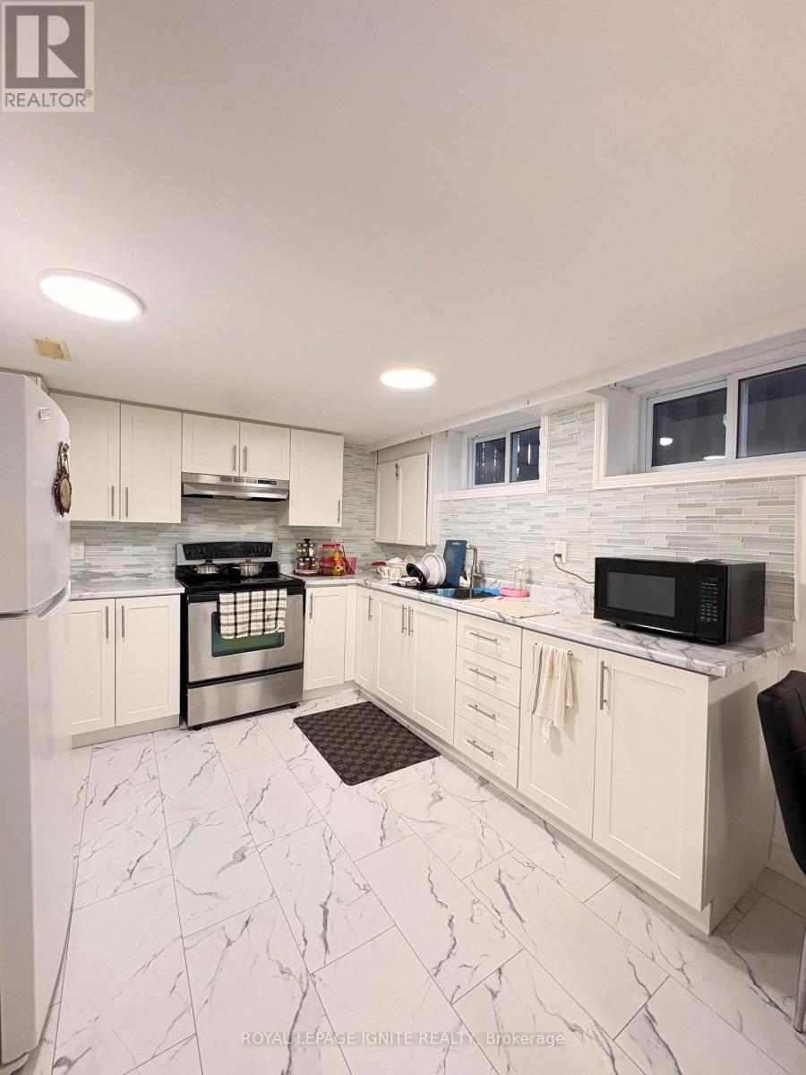 Bsmt - 7 Marlena Drive, Toronto, Ontario  M1E 2Y9 - Photo 2 - E13703728