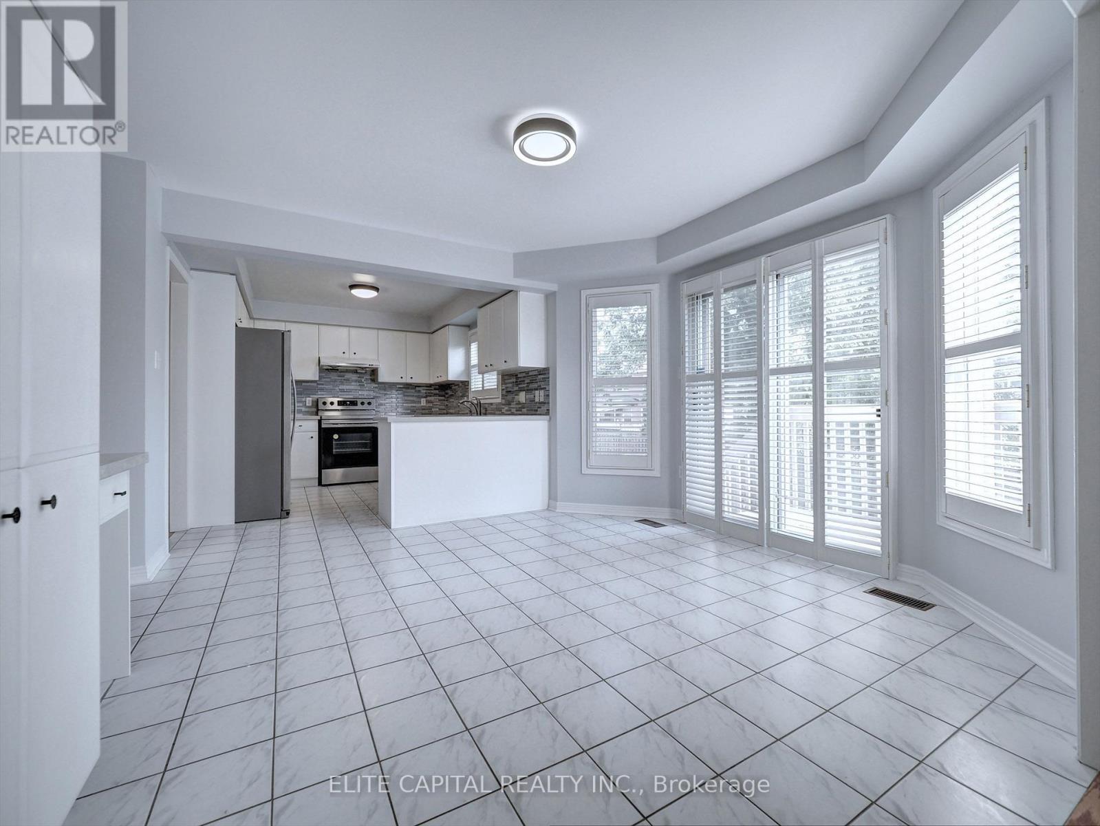 95 Paddock Lane, Markham (Markville), Ontario  L3P 7S2 - Photo 5 - N13703712