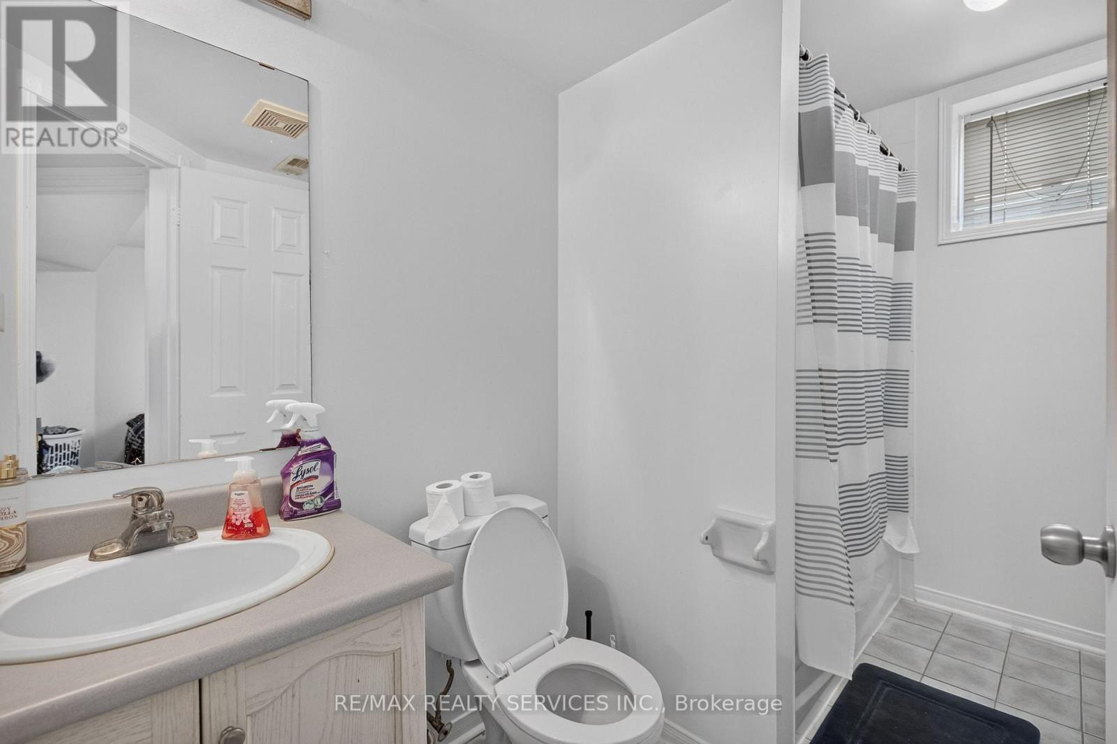 62 Fletchers Creek Boulevard, Brampton, Ontario  L6X 4T1 - Photo 36 - W13703700